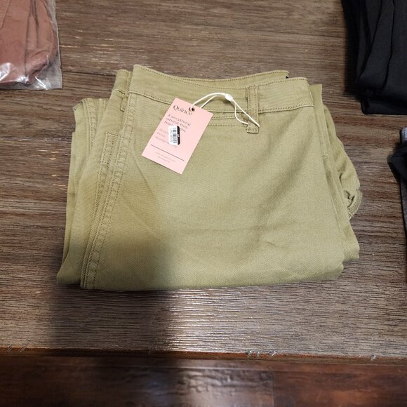 Quince Reselling Packages- $8.40 per item plus shipping 5 lbs - Picture 8 of 10